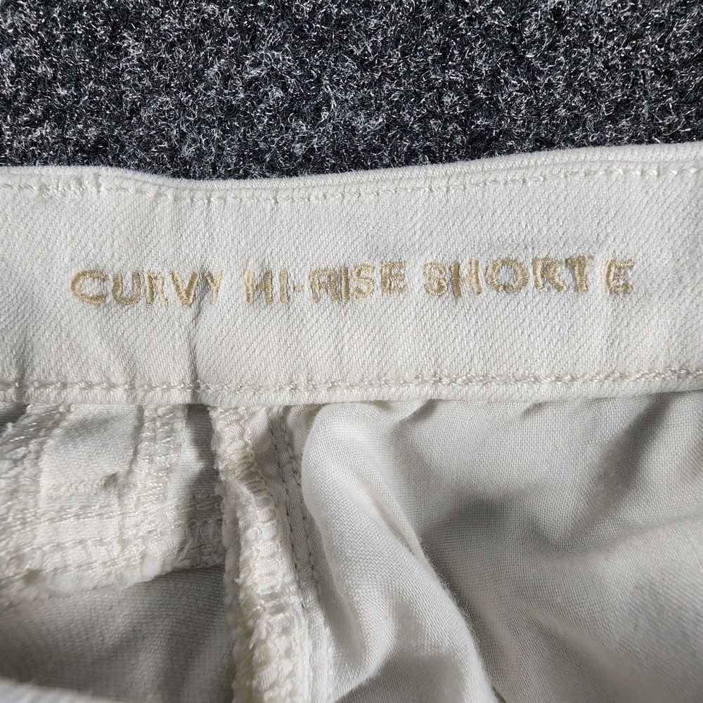 American Eagle Outfitters Women's White‎ Curvy Hi-Rise Shorts Size 4 Distressed - Picture 5 of 10